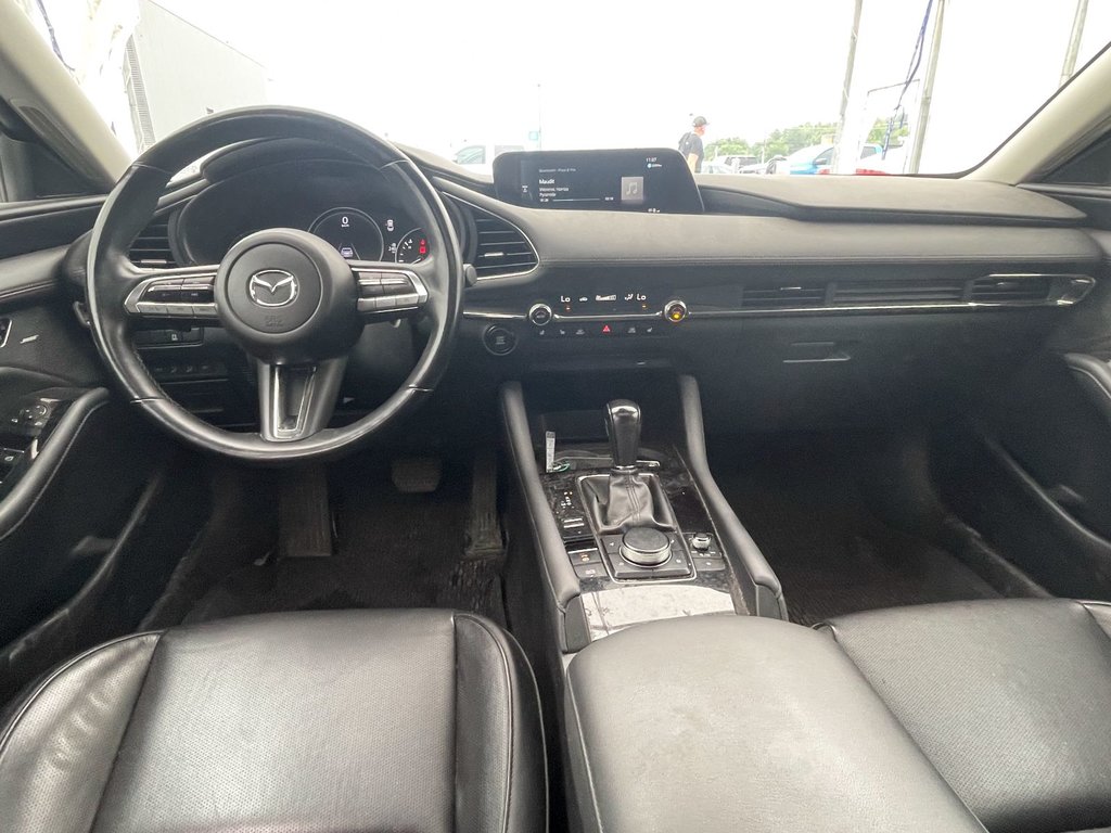 Mazda 3  2021 à St-Jérôme, Québec - 13 - w1024h768px