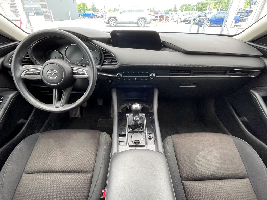 Mazda 3  2021 à St-Jérôme, Québec - 10 - w1024h768px