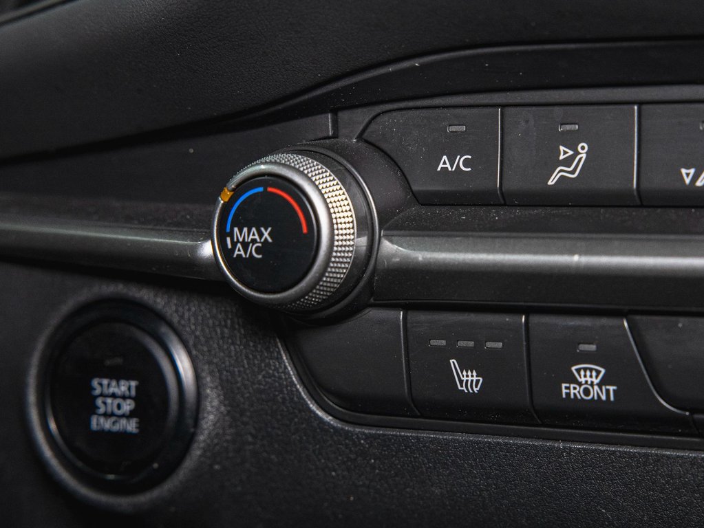 Mazda 3  2021 à St-Jérôme, Québec - 21 - w1024h768px