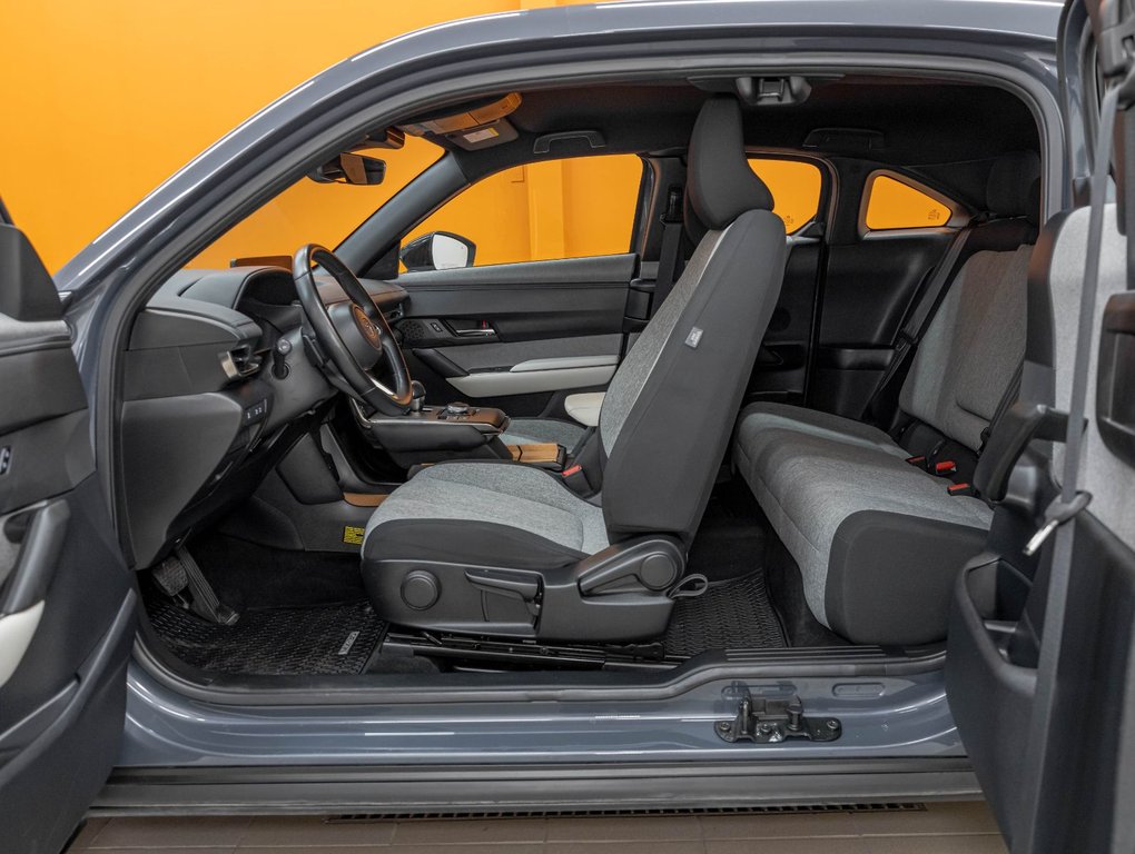 Mazda MX-30 EV  2022 à St-Jérôme, Québec - 26 - w1024h768px