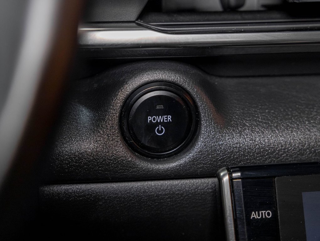 Mazda MX-30 EV  2022 à St-Jérôme, Québec - 24 - w1024h768px