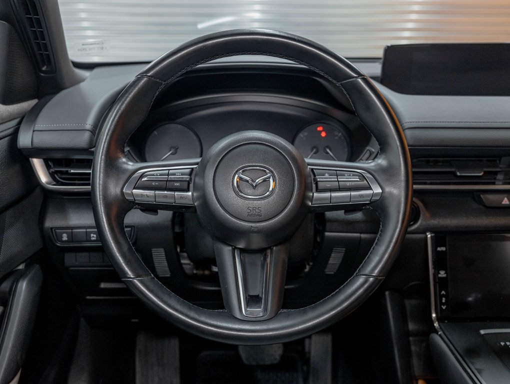 Mazda MX-30 EV  2022 à St-Jérôme, Québec - 12 - w1024h768px