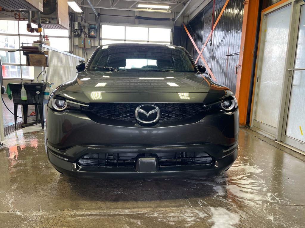 Mazda MX-30 EV  2022 à St-Jérôme, Québec - 4 - w1024h768px