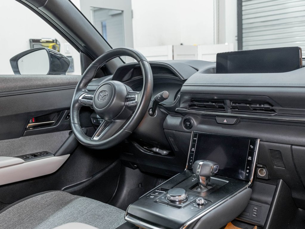 Mazda MX-30 EV  2022 à St-Jérôme, Québec - 25 - w1024h768px