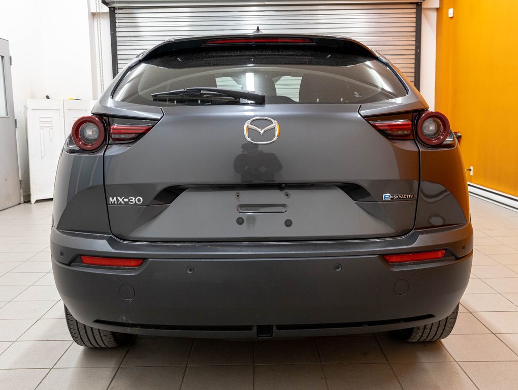2022 Mazda MX-30 EV in St-Jérôme, Quebec - 6 - w1024h768px