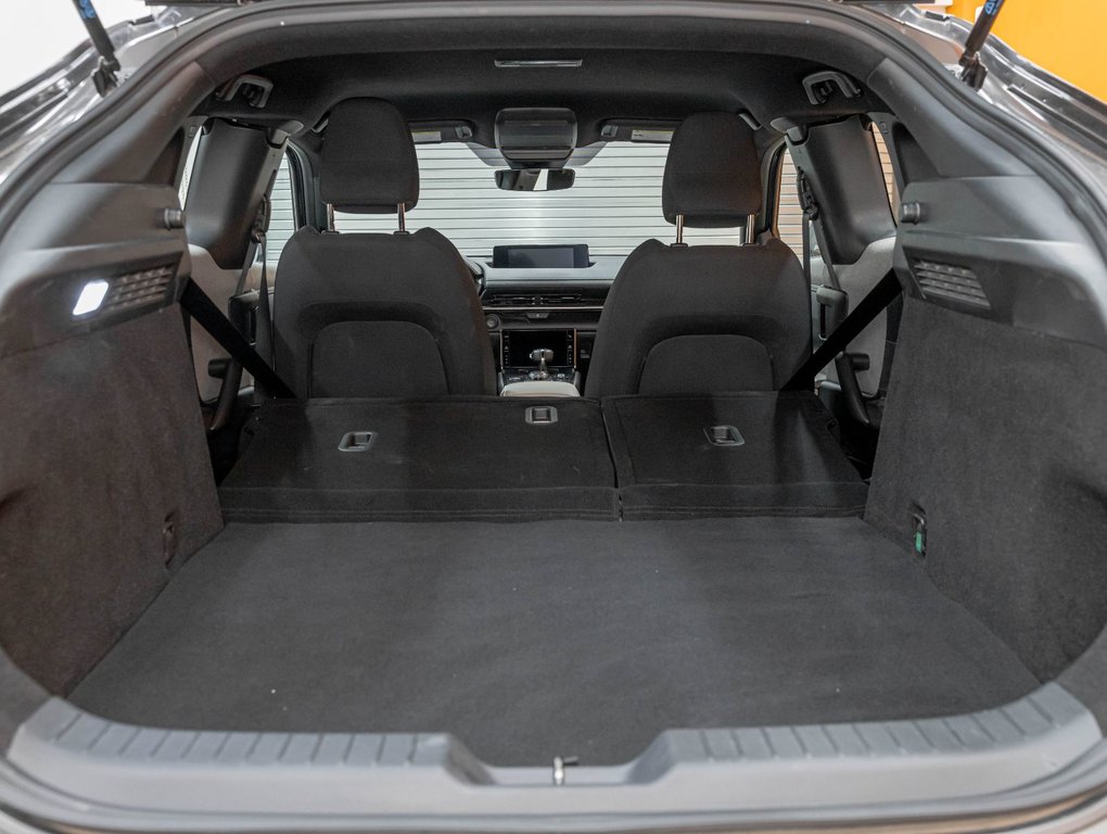 2022 Mazda MX-30 EV in St-Jérôme, Quebec - 28 - w1024h768px