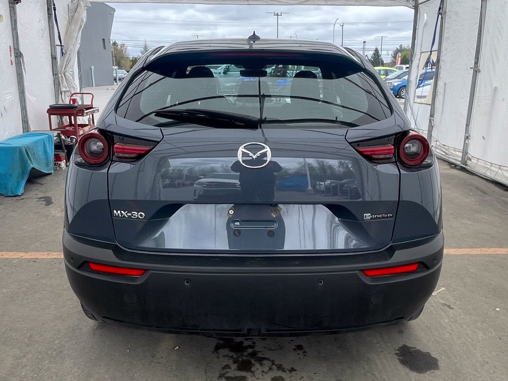 2023 Mazda MX-30 EV in St-Jérôme, Quebec - 6 - w1024h768px