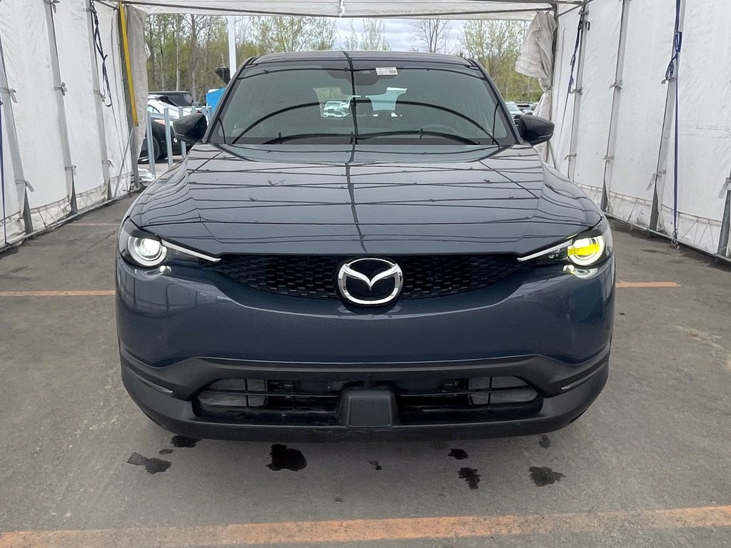 2023 Mazda MX-30 EV in St-Jérôme, Quebec - 4 - w1024h768px