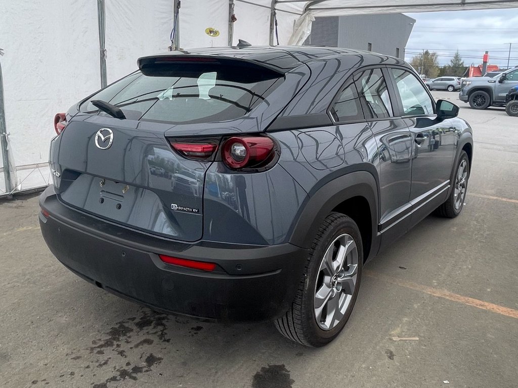 2023 Mazda MX-30 EV in St-Jérôme, Quebec - 8 - w1024h768px