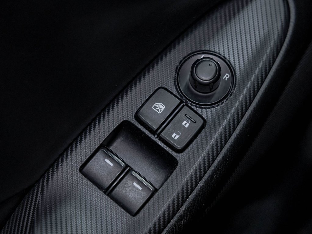 Mazda MX-5  2022 à St-Jérôme, Québec - 24 - w1024h768px