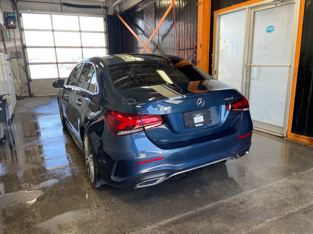 Mercedes-Benz A-Class  2020 à St-Jérôme, Québec - 8 - w1024h768px