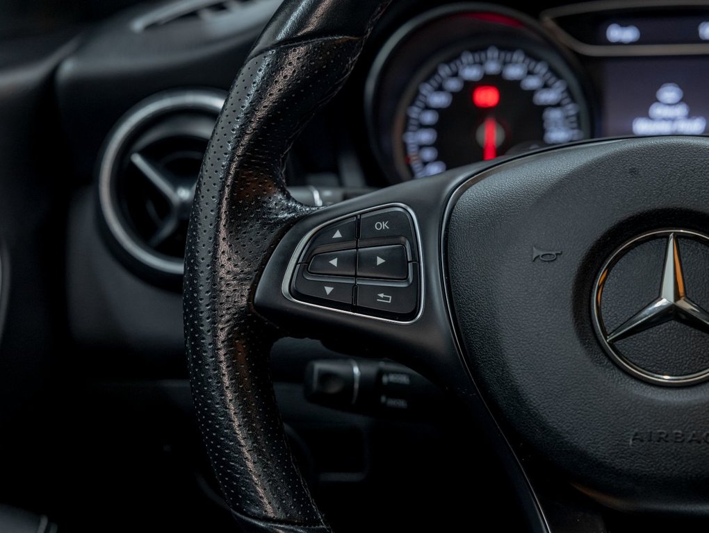 2019 Mercedes-Benz CLA in St-Jérôme, Quebec - 15 - w1024h768px