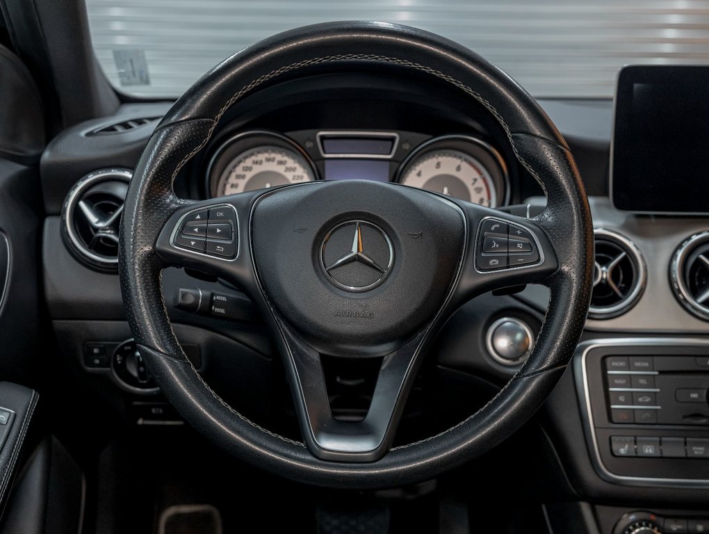 2017 Mercedes-Benz GLA in St-Jérôme, Quebec - 14 - w1024h768px