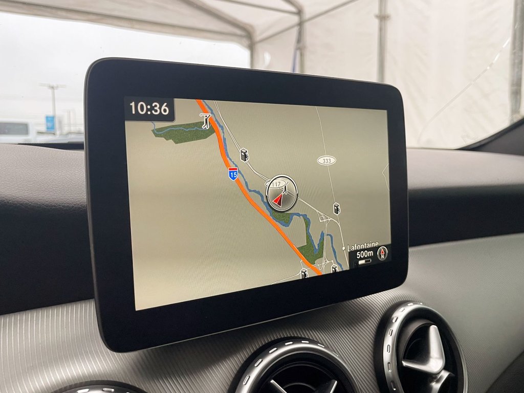 Mercedes-Benz GLA  2017 à St-Jérôme, Québec - 4 - w1024h768px