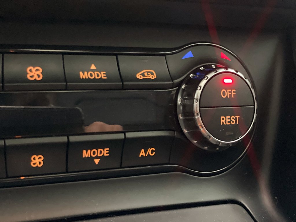 Mercedes-Benz GLA  2017 à St-Jérôme, Québec - 17 - w1024h768px