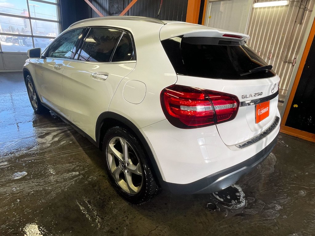 2020 Mercedes-Benz GLA in St-Jérôme, Quebec - 6 - w1024h768px