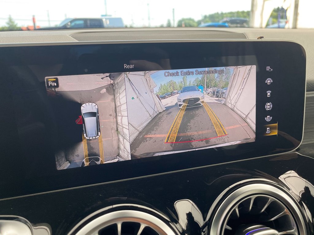 Mercedes-Benz GLB  2020 à St-Jérôme, Québec - 14 - w1024h768px