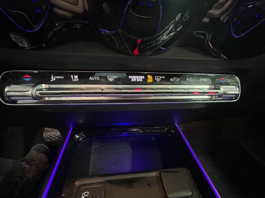 Mercedes-Benz GLB  2022 à St-Jérôme, Québec - 16 - w1024h768px