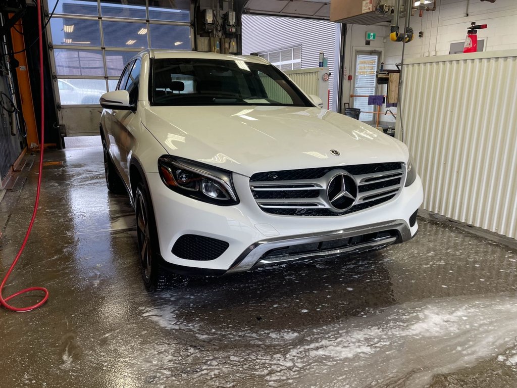 Mercedes-Benz GLC  2019 à St-Jérôme, Québec - 9 - w1024h768px