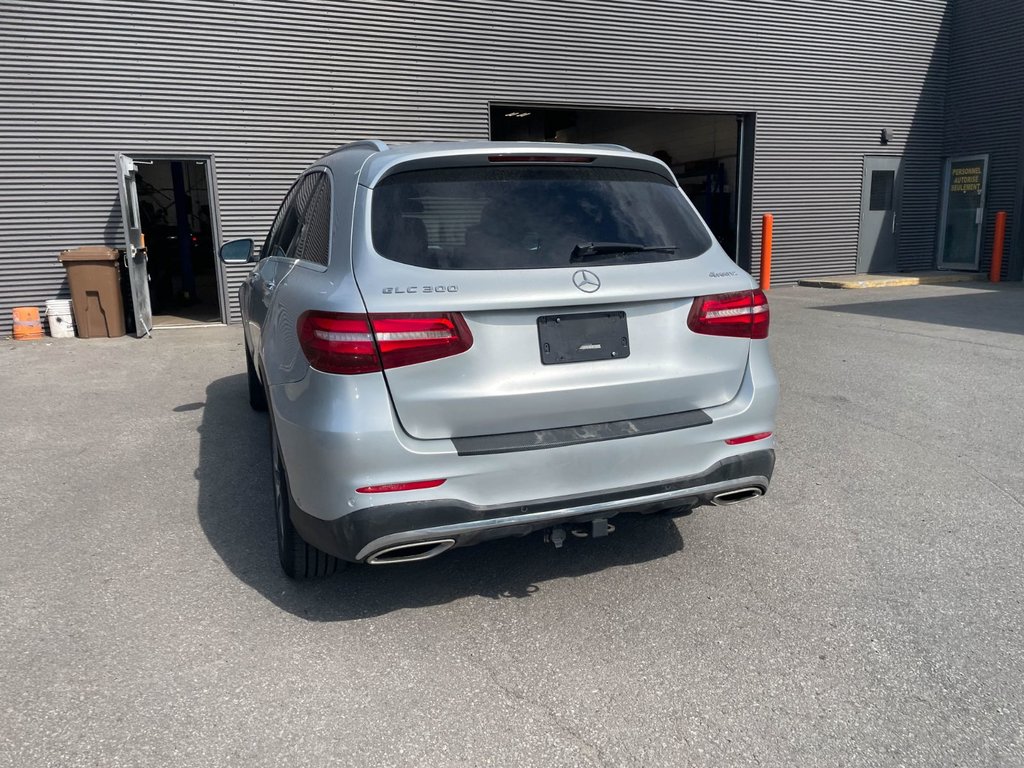2019 Mercedes-Benz GLC in St-Jérôme, Quebec - 8 - w1024h768px