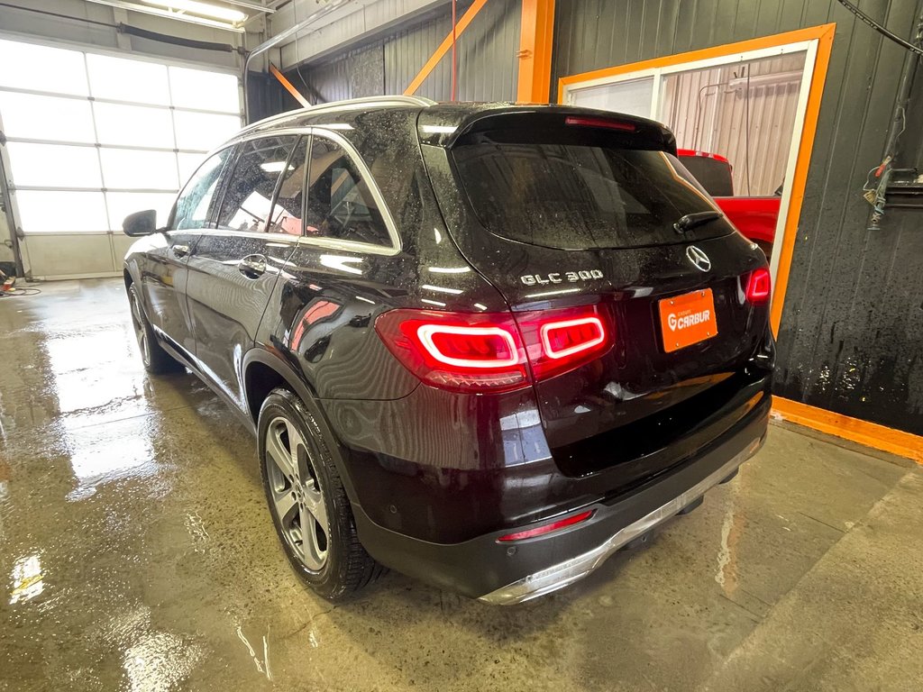 Mercedes-Benz GLC  2022 à St-Jérôme, Québec - 8 - w1024h768px