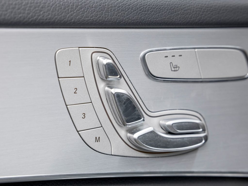 Mercedes-Benz GLC  2022 à St-Jérôme, Québec - 24 - w1024h768px