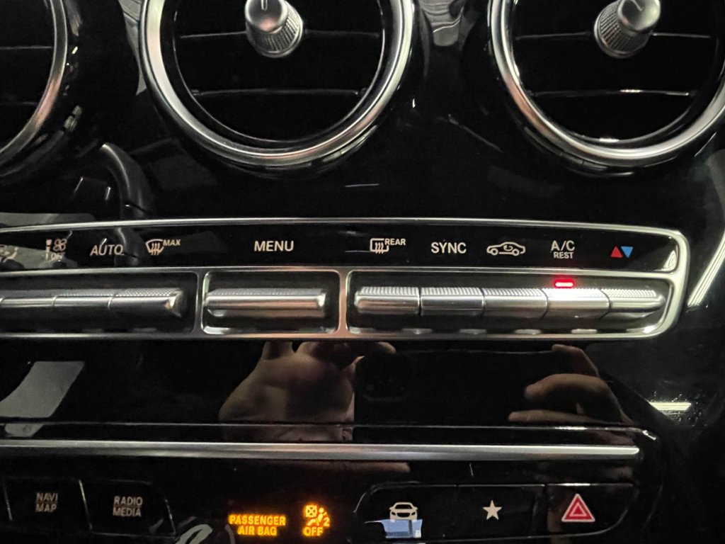 Mercedes-Benz GLC  2022 à St-Jérôme, Québec - 17 - w1024h768px