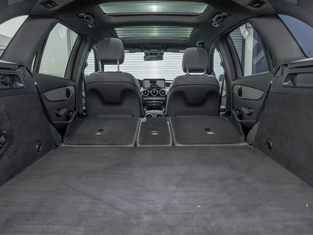 Mercedes-Benz GLC  2022 à St-Jérôme, Québec - 30 - w1024h768px