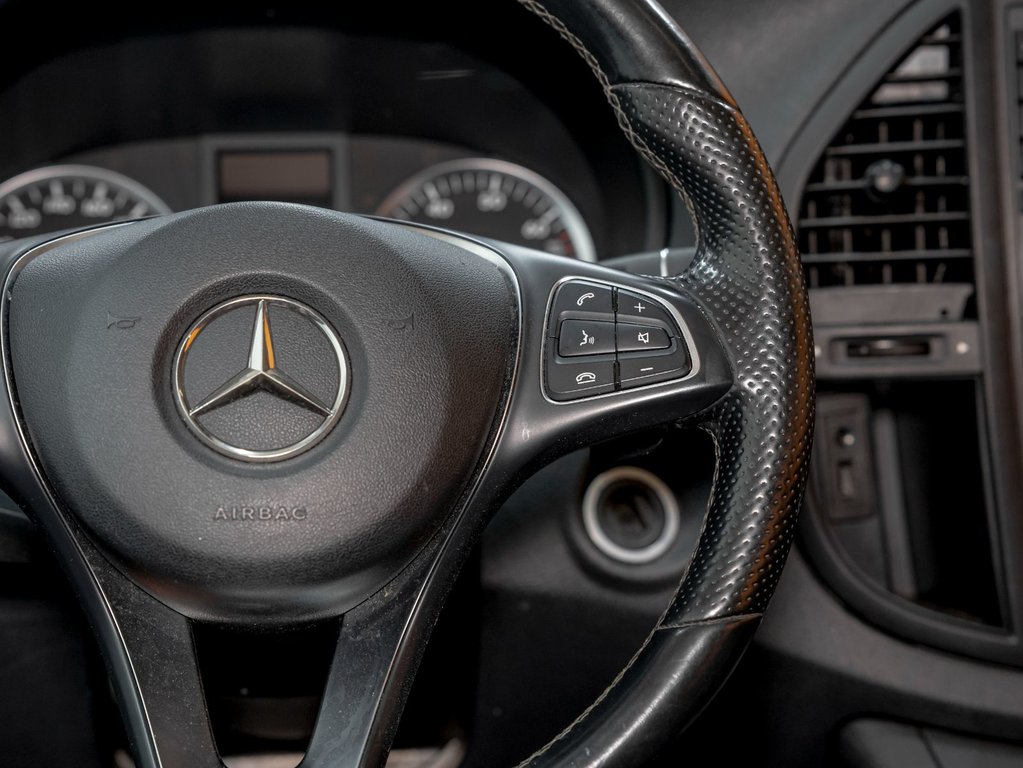 Mercedes-Benz Metris Passenger Van  2018 à St-Jérôme, Québec - 15 - w1024h768px