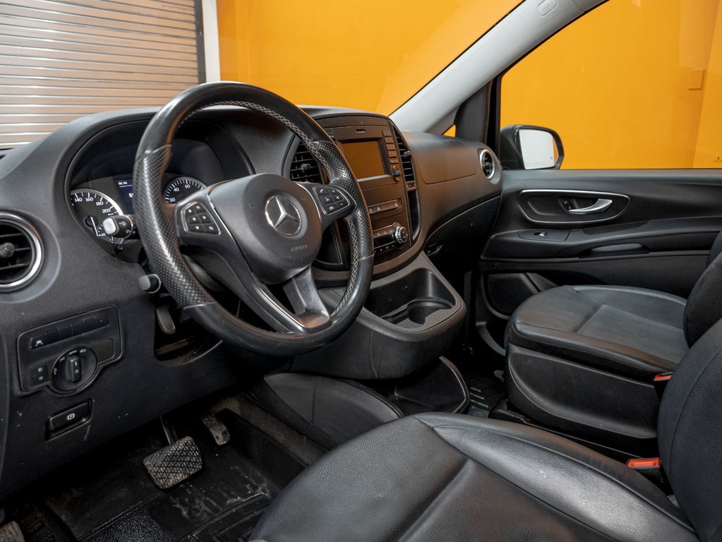 Mercedes-Benz Metris Passenger Van  2018 à St-Jérôme, Québec - 2 - w1024h768px