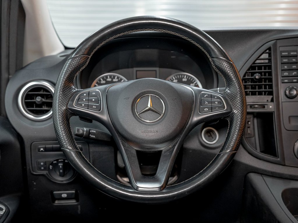 Mercedes-Benz Metris Passenger Van  2018 à St-Jérôme, Québec - 12 - w1024h768px