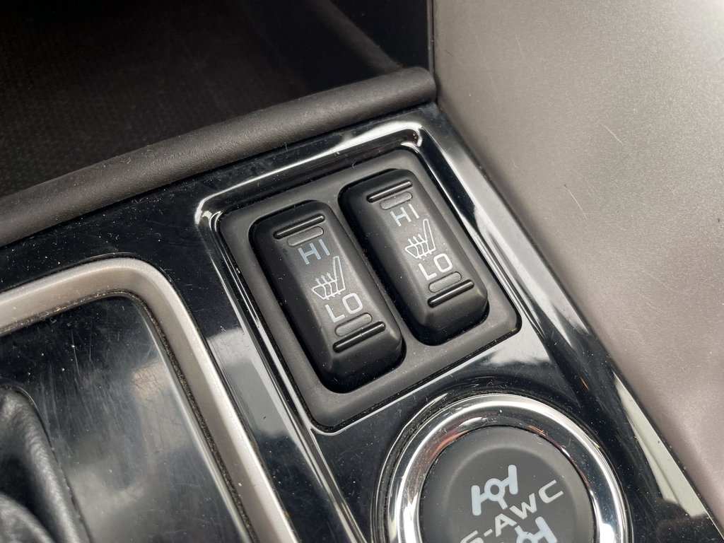 2020 Mitsubishi ECLIPSE CROSS in St-Jérôme, Quebec - 12 - w1024h768px