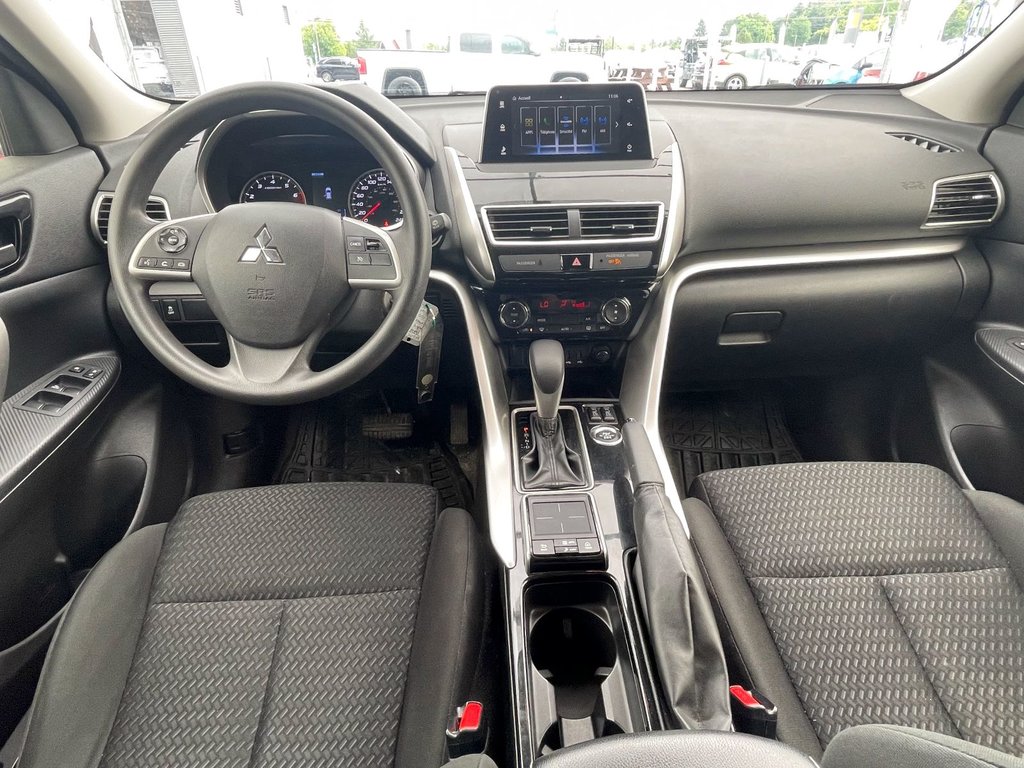 2020 Mitsubishi ECLIPSE CROSS in St-Jérôme, Quebec - 10 - w1024h768px