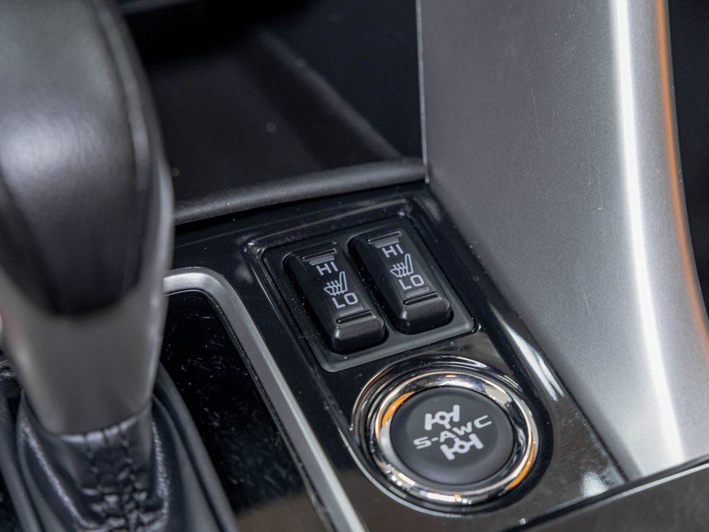 2020 Mitsubishi Eclipse Cross in St-Jérôme, Quebec - 24 - w1024h768px