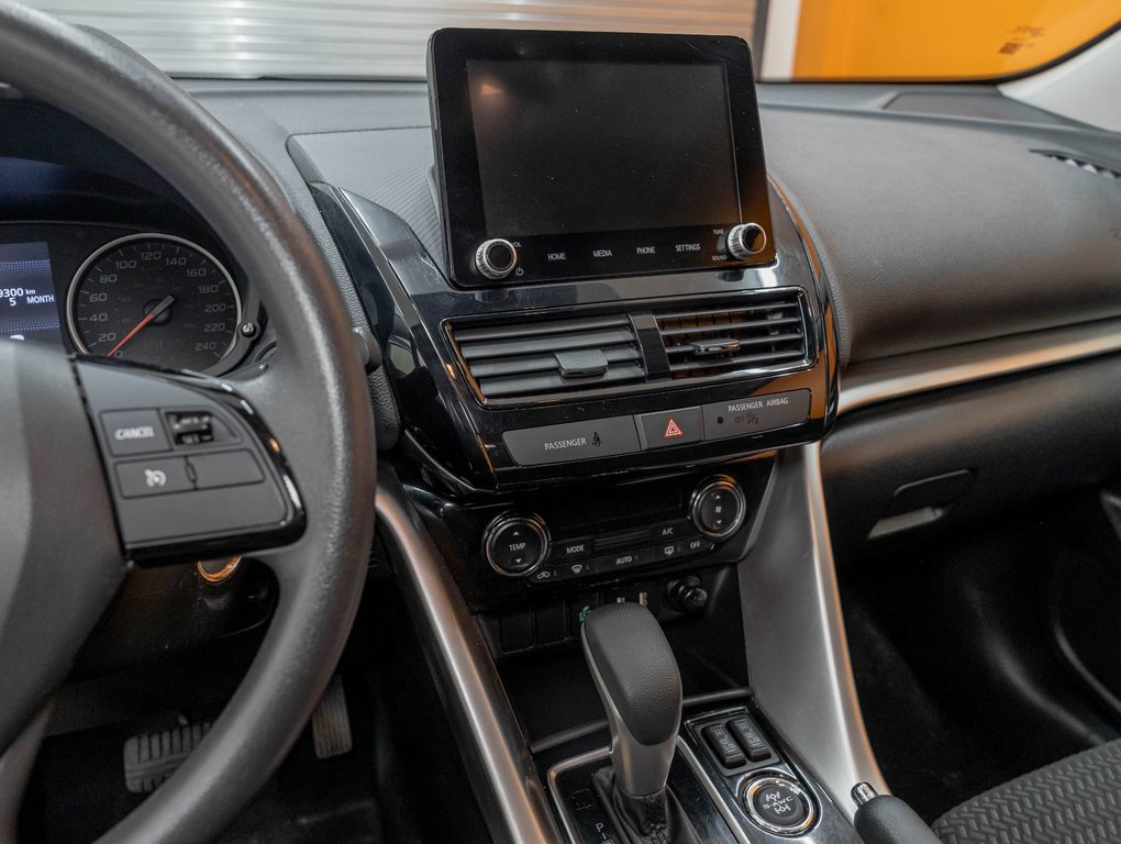 Mitsubishi ECLIPSE CROSS  2022 à St-Jérôme, Québec - 18 - w1024h768px