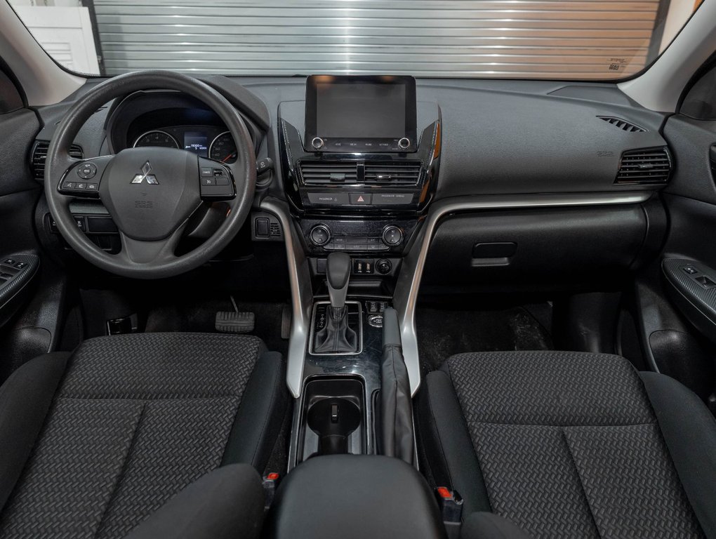 Mitsubishi ECLIPSE CROSS  2022 à St-Jérôme, Québec - 11 - w1024h768px