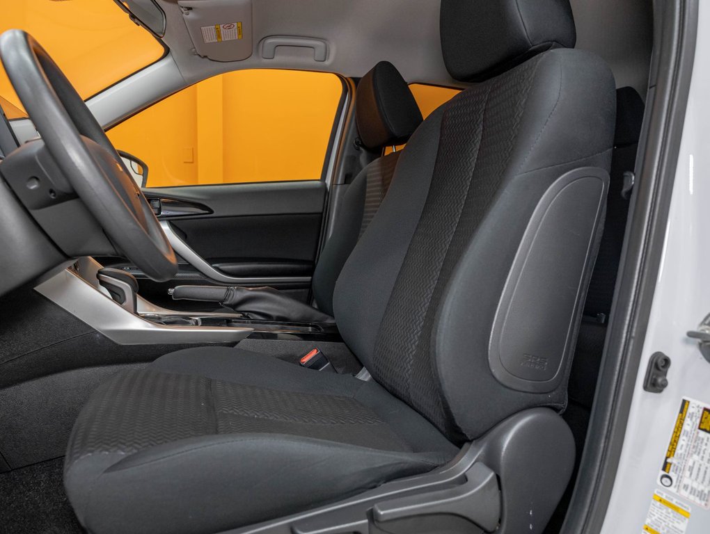Mitsubishi ECLIPSE CROSS  2022 à St-Jérôme, Québec - 10 - w1024h768px