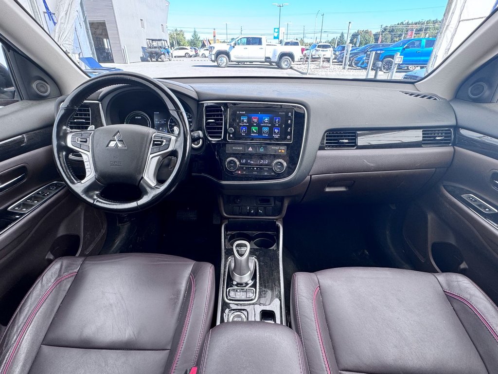 2018 Mitsubishi OUTLANDER PHEV in St-Jérôme, Quebec - 12 - w1024h768px