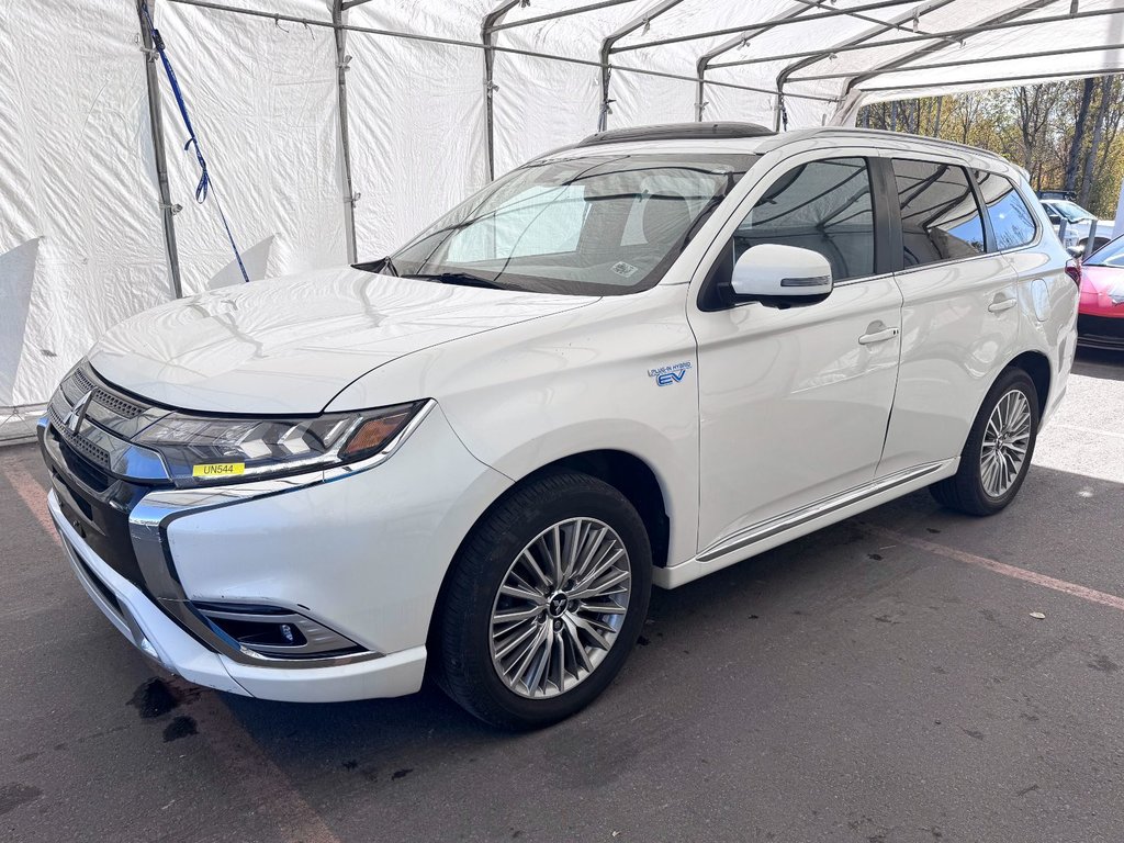 Mitsubishi OUTLANDER PHEV  2020 à St-Jérôme, Québec - 1 - w1024h768px