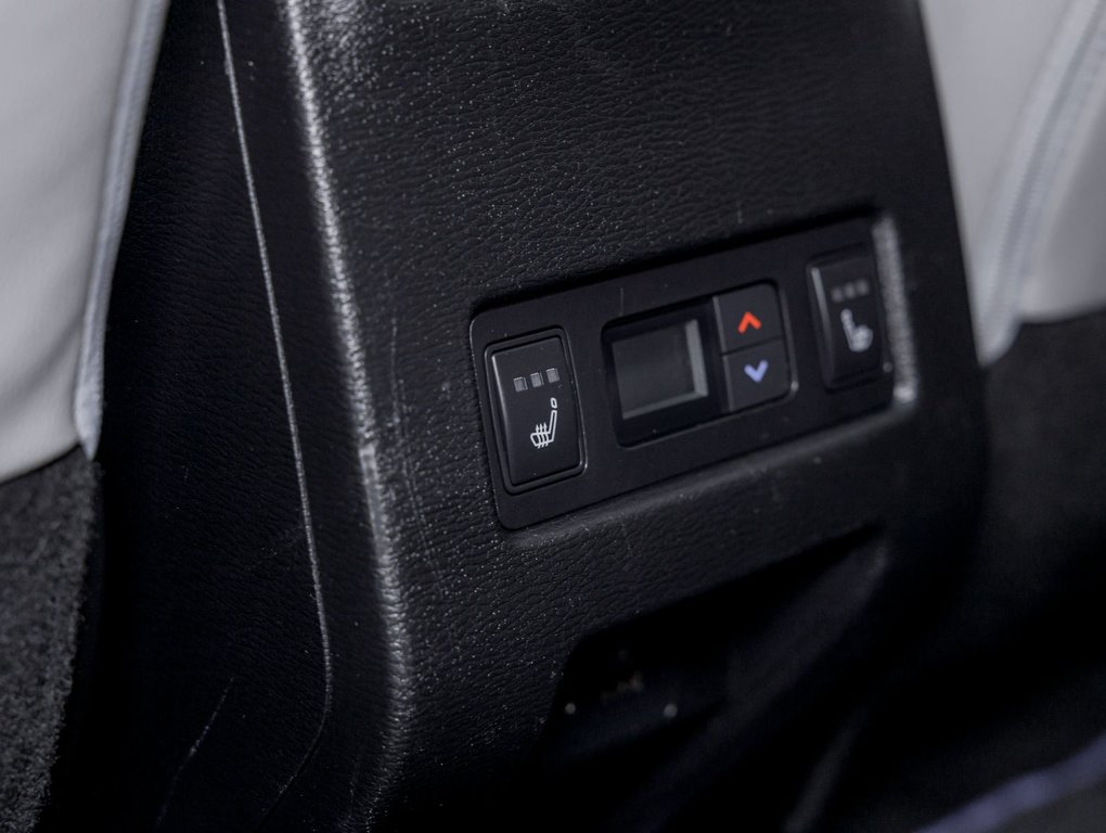 Mitsubishi OUTLANDER PHEV  2023 à St-Jérôme, Québec - 33 - w1024h768px