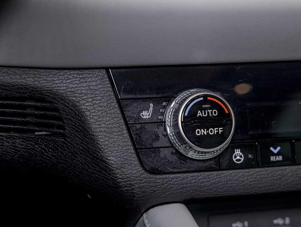 Mitsubishi OUTLANDER PHEV  2023 à St-Jérôme, Québec - 23 - w1024h768px
