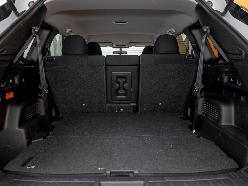 2023 Mitsubishi Outlander PHEV in St-Jérôme, Quebec - 31 - w1024h768px