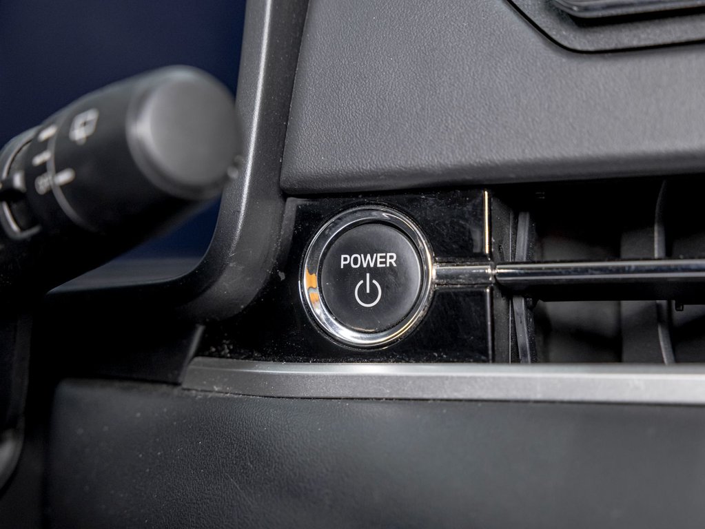 2023 Mitsubishi Outlander PHEV in St-Jérôme, Quebec - 26 - w1024h768px