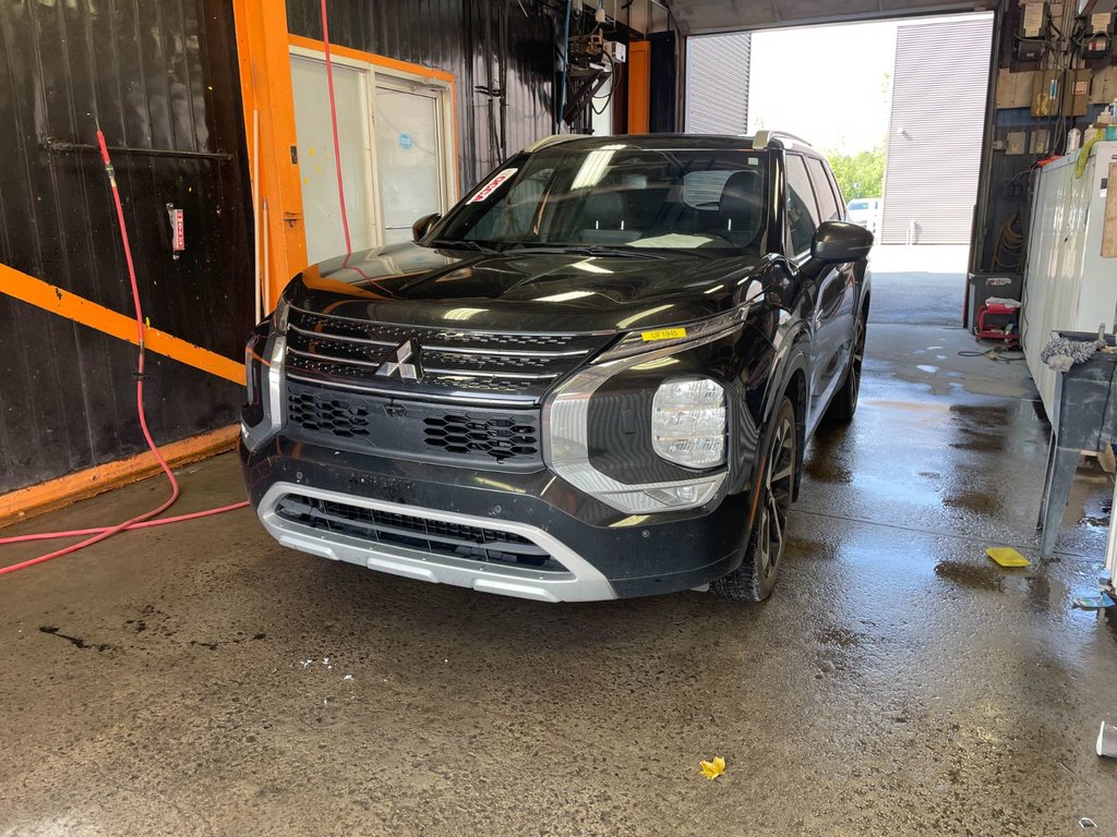 Mitsubishi Outlander PHEV  2023 à St-Jérôme, Québec - 1 - w1024h768px