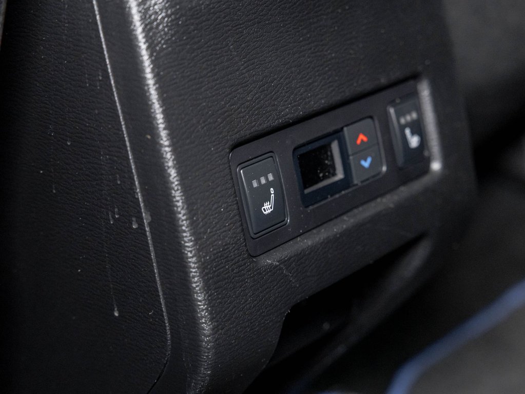 Mitsubishi Outlander PHEV  2023 à St-Jérôme, Québec - 30 - w1024h768px