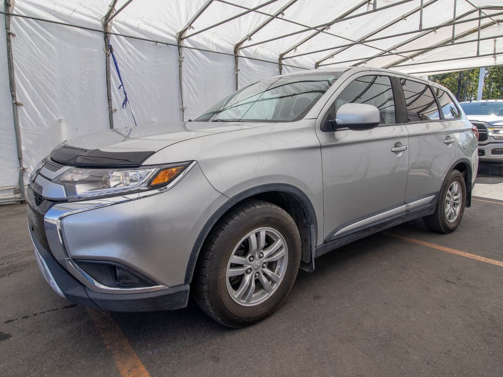 2020 Mitsubishi Outlander in St-Jérôme, Quebec - 1 - w1024h768px