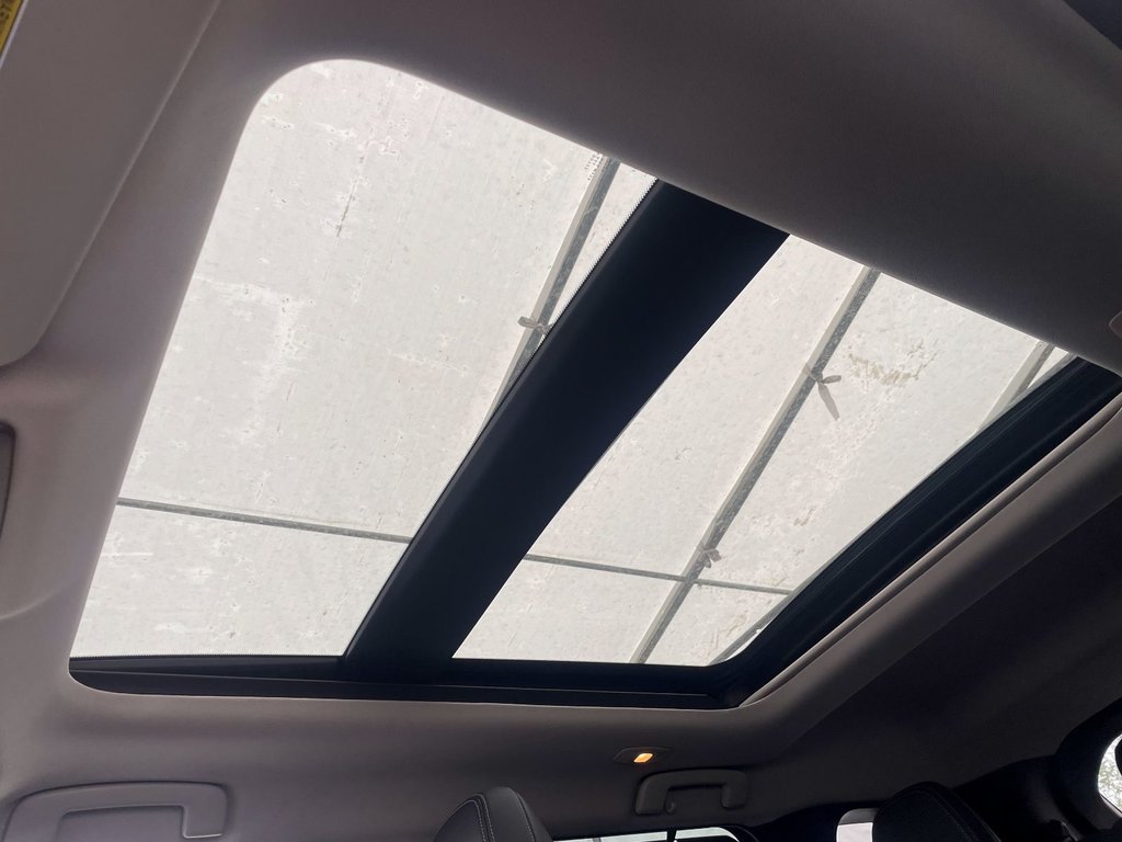 2022 Mitsubishi Outlander in St-Jérôme, Quebec - 3 - w1024h768px