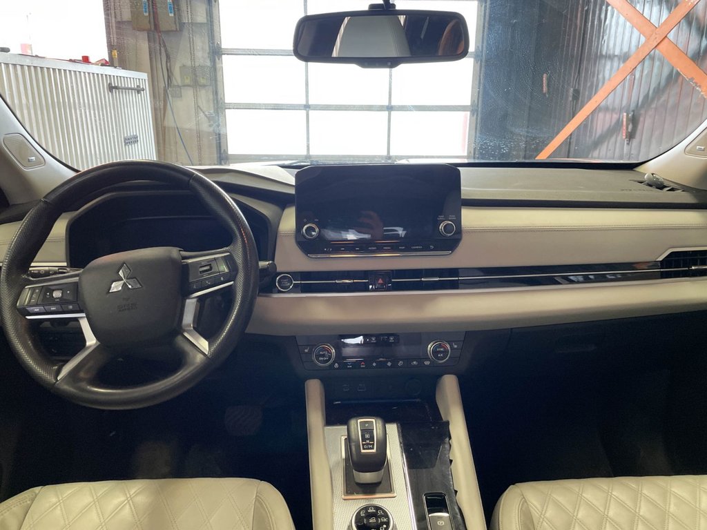 Mitsubishi Outlander  2022 à St-Jérôme, Québec - 13 - w1024h768px