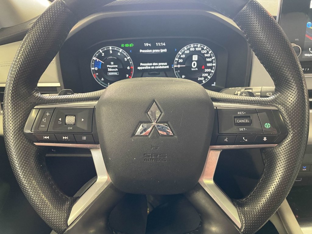Mitsubishi Outlander  2022 à St-Jérôme, Québec - 16 - w1024h768px