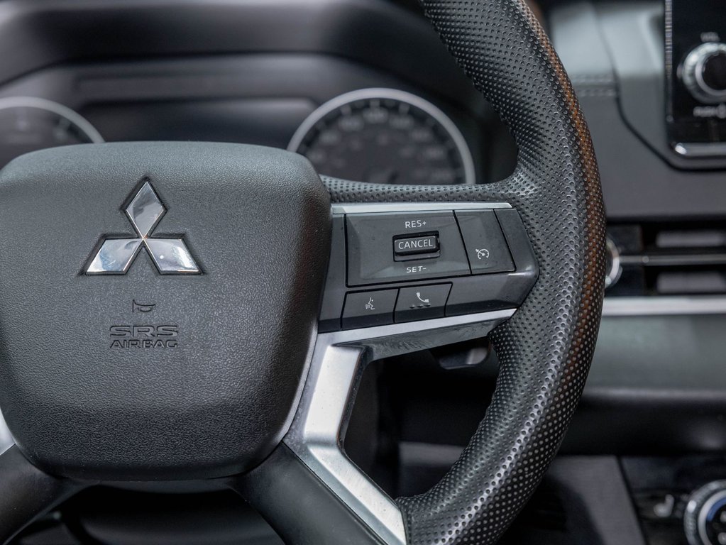 Mitsubishi Outlander  2023 à St-Jérôme, Québec - 16 - w1024h768px
